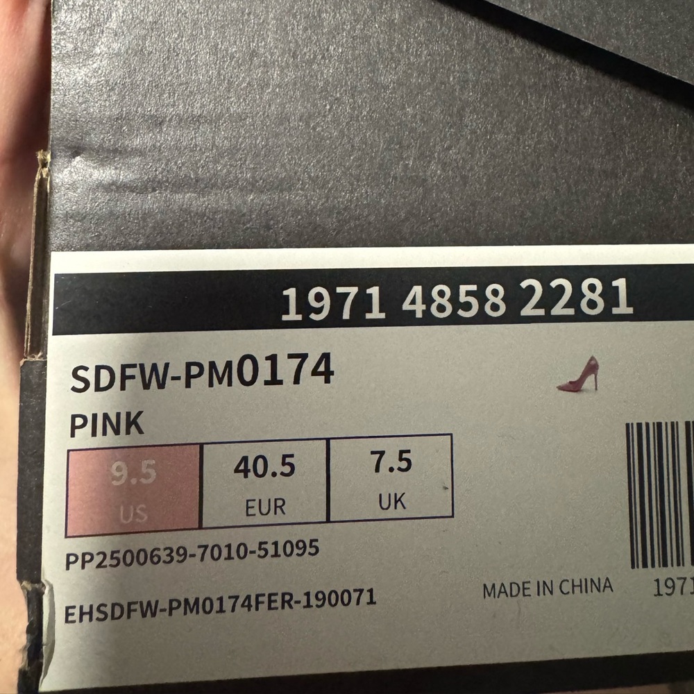 Shoe Dazzle Vibrant Pink Heels - Picture 8 of 8
